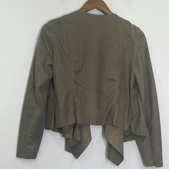 BLANK NYC - Fast Play Open Green Tan Crocodile Print Faux Leather Jacket Size S - Picture 9 of 11